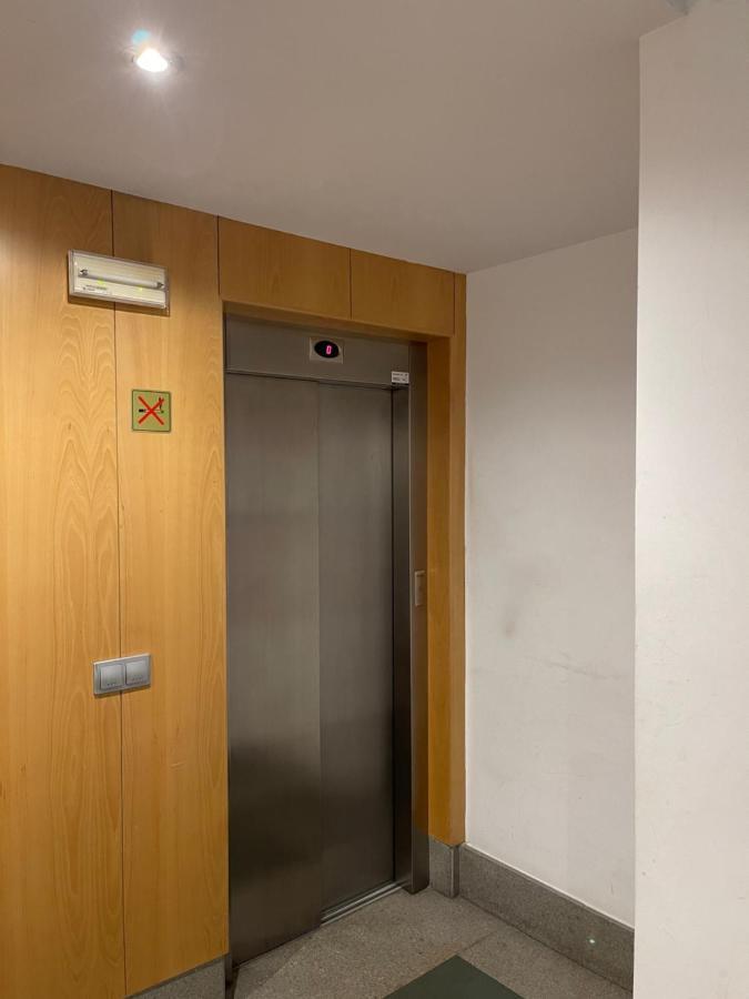 Piso Principal Apartment โอว์เรนเซ ภายนอก รูปภาพ